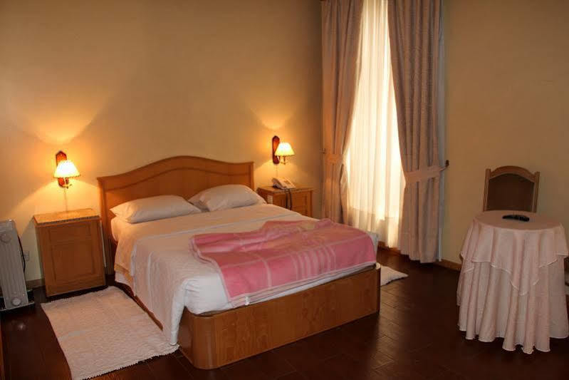 Portucalense Bed & Breakfast Porto Luaran gambar
